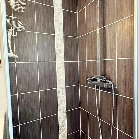 Maisonnette 300m Des Plages - Piscine Chaufee Дом отдыха