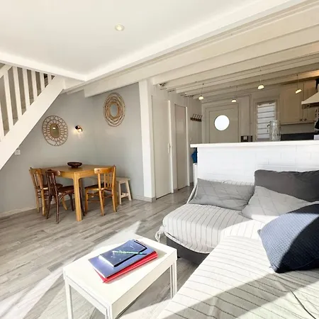 Maisonnette 300m Des Plages - Piscine Chaufee